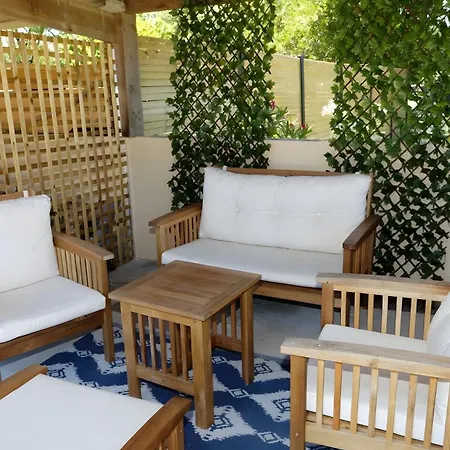 Le Cocon De Lily * Saint-Savin (Gironde)