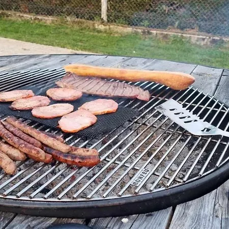 Le Cocon De Lily Tatil Evi Saint-Savin (Gironde)