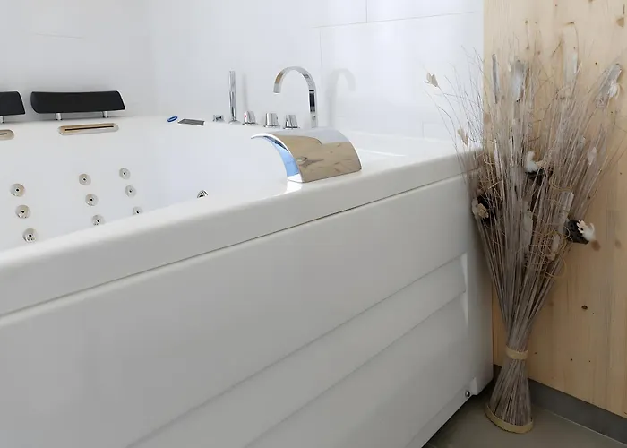 Le Cocon De Lily בית נופש Saint-Avit (Charente)